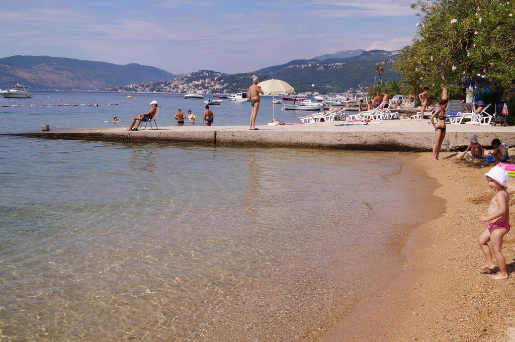 Apartment Begonia Of Kumbor Herceg Novi Exterior photo